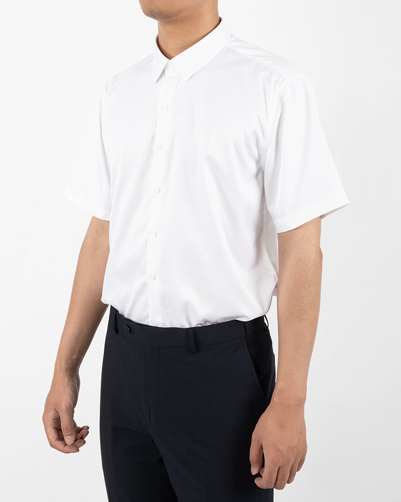 Men's Short Sleeve Button-Up Shirt in White