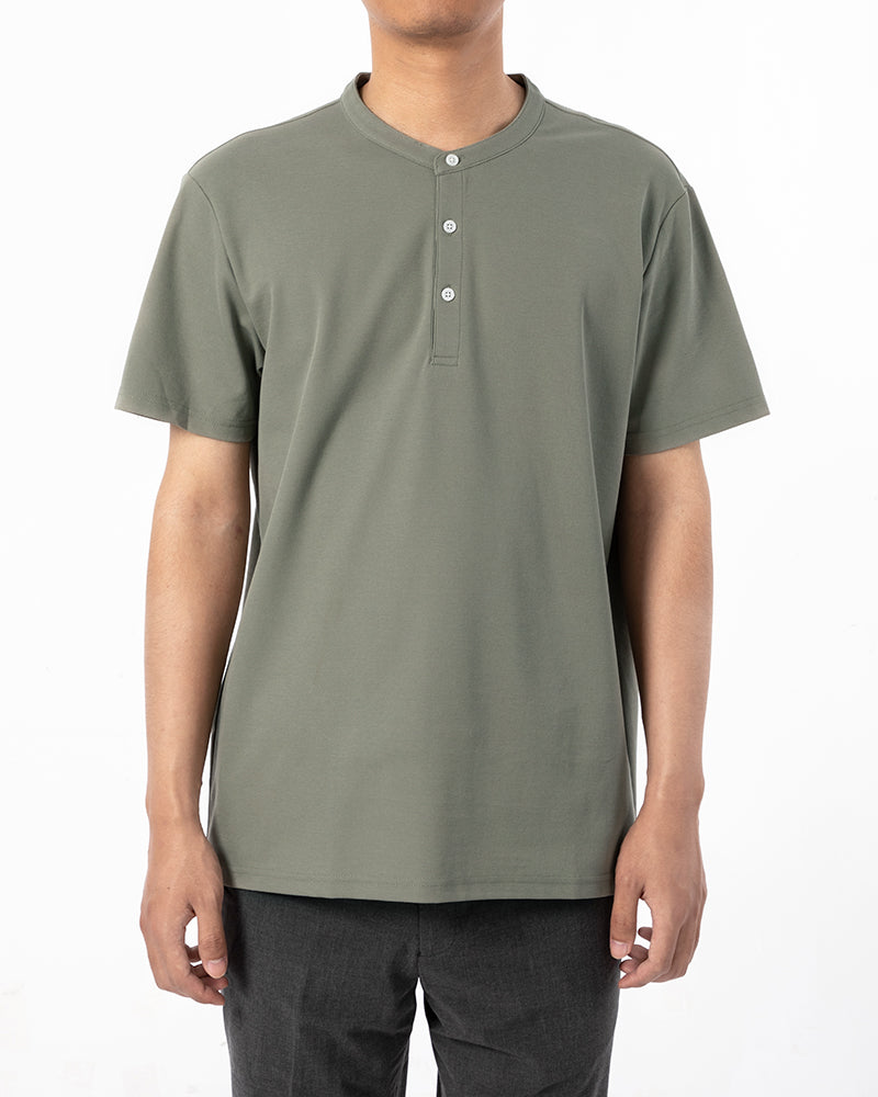 Men's Short Sleeve Henley T-Shirt in Olive Green